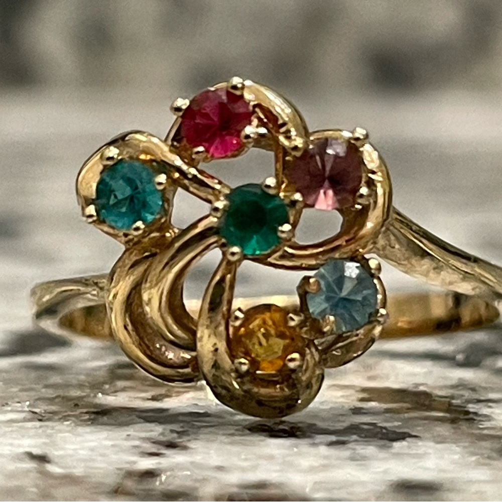 Vintage Style Gold plated Multi Stone Ring Sz 7 Colorful Gem Floral  Ring